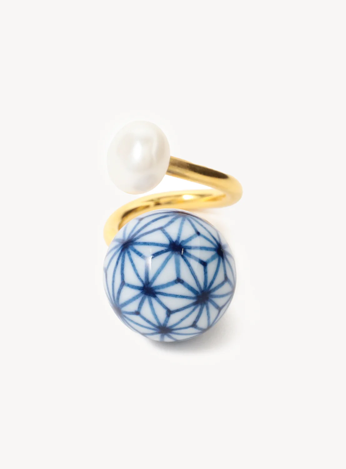 Arita Ware Motif Leaf Pearl Ring