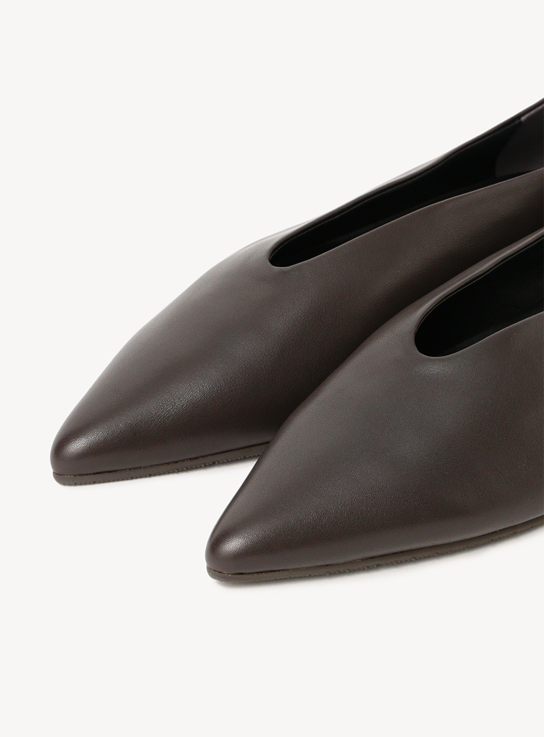 Pointed Slit Pumps 5 Pointed Slit Pumps
