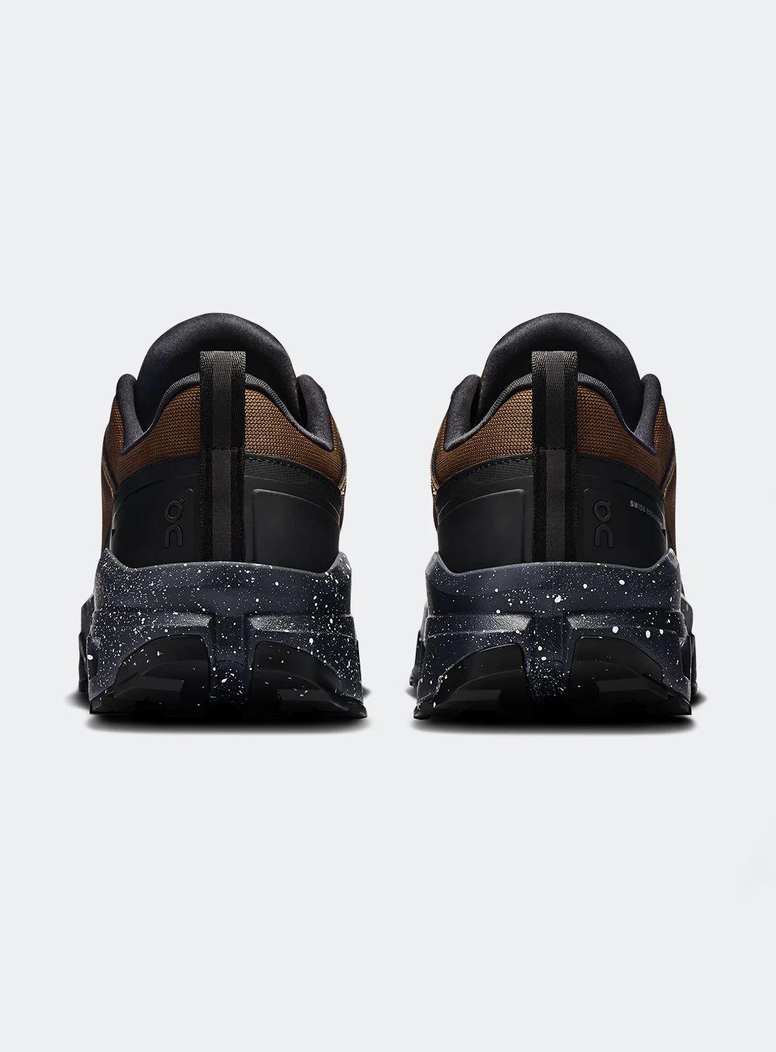 On Cloudrock Low SP Earth Black