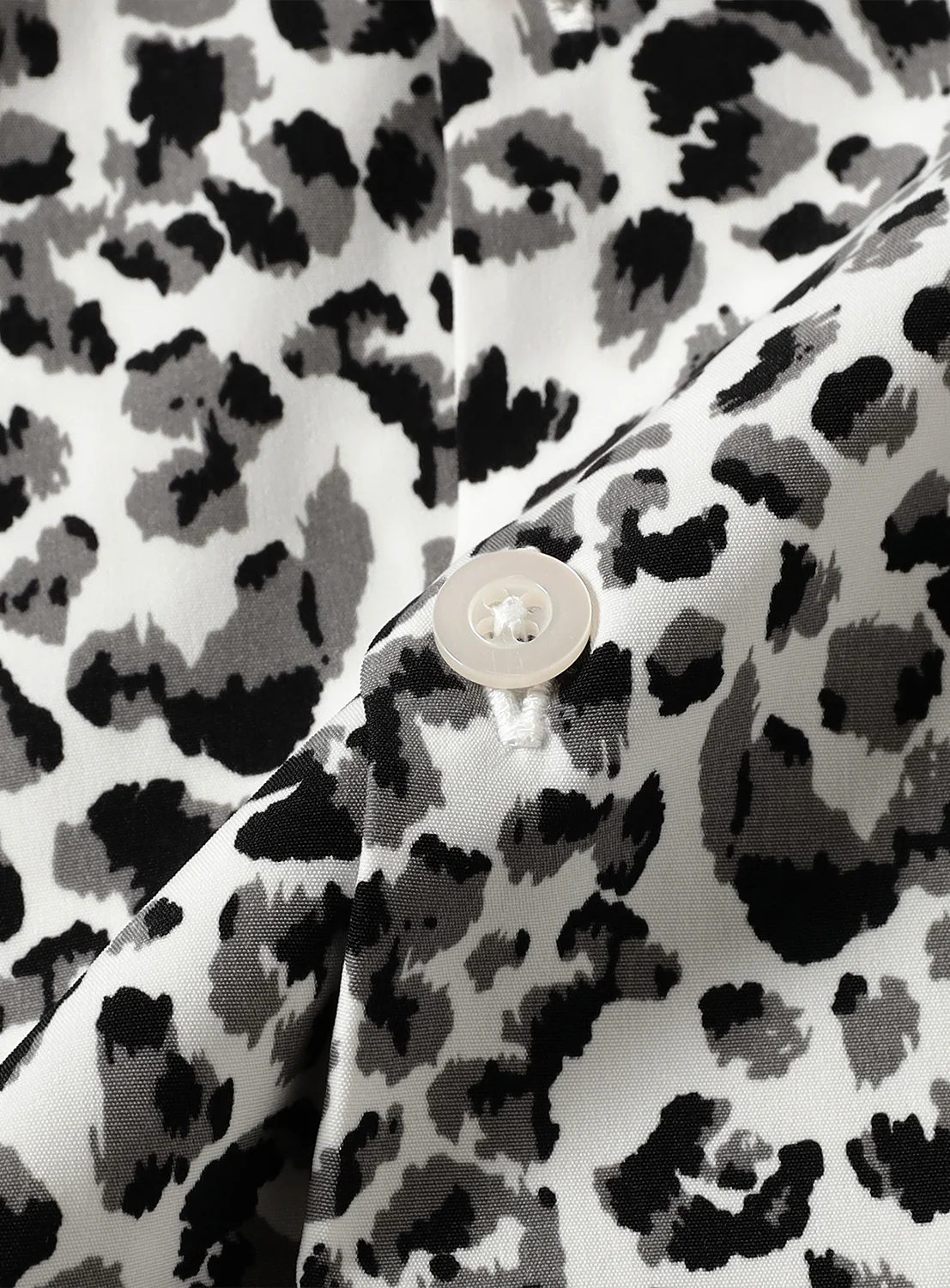 Animal Print Cut-Off Open Collar Shirt 3 Animal Print Cut-Off Open Collar Shirt