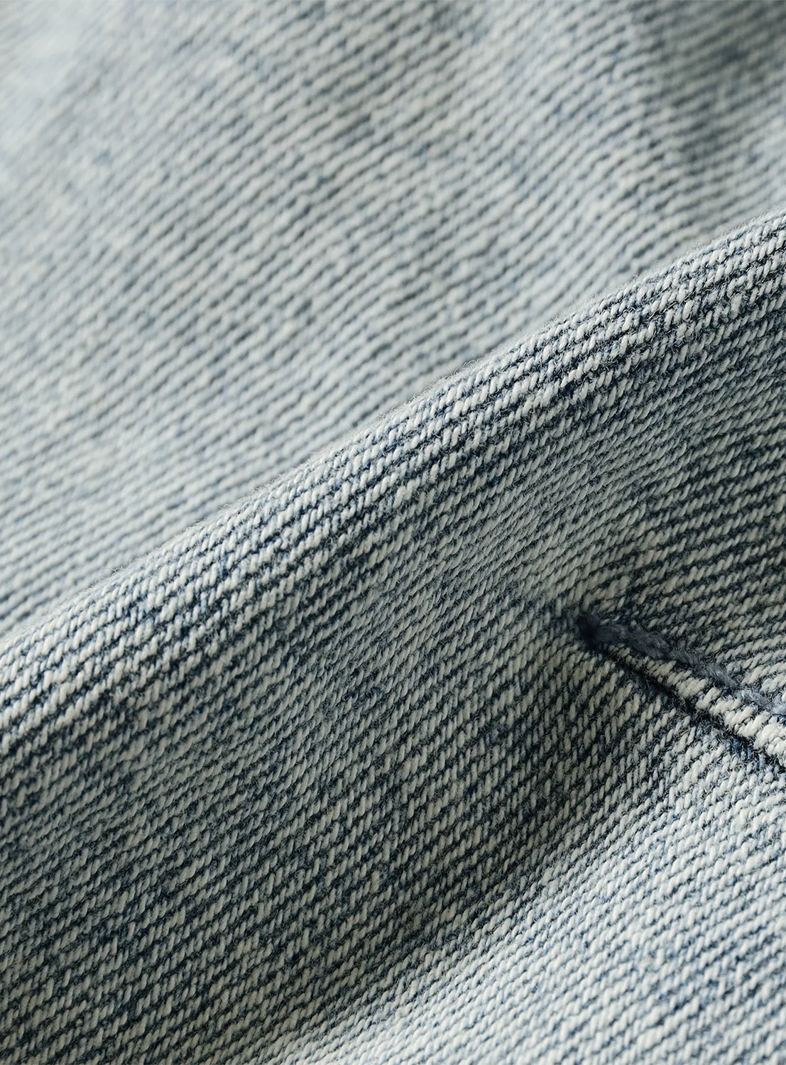 Quarter-Length Denim Webbing Pants 5 Quarter-Length Denim Webbing Pants