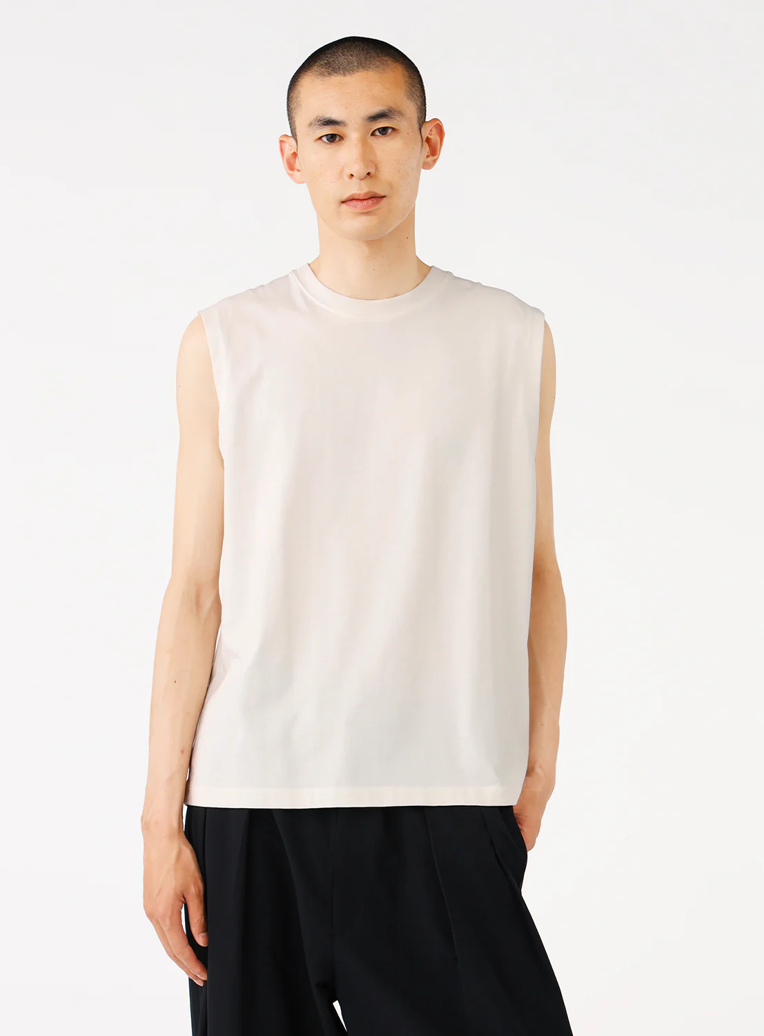 Sleeveless Cut and Sewn