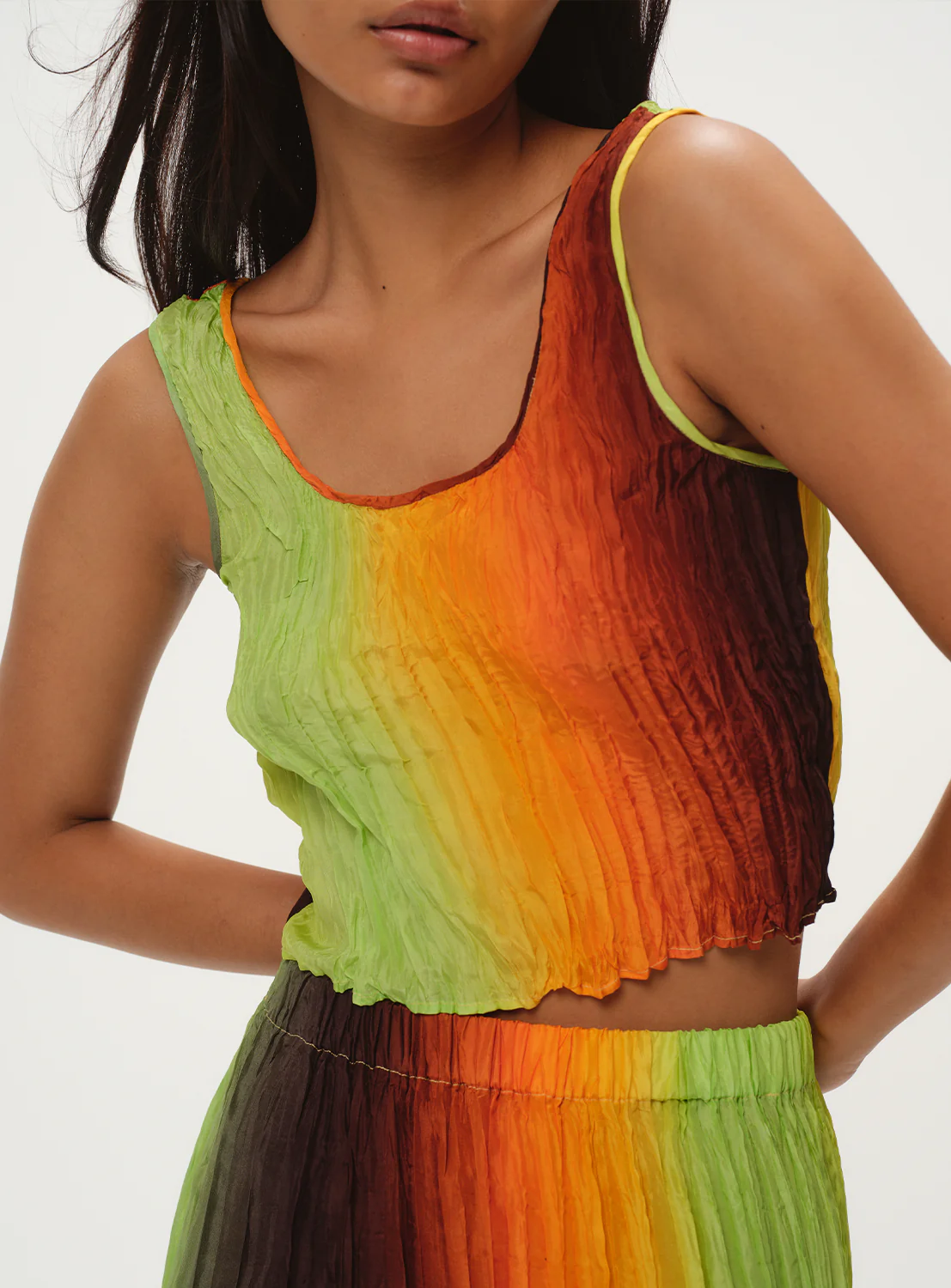 Gradient U-Neck Cropped Tank