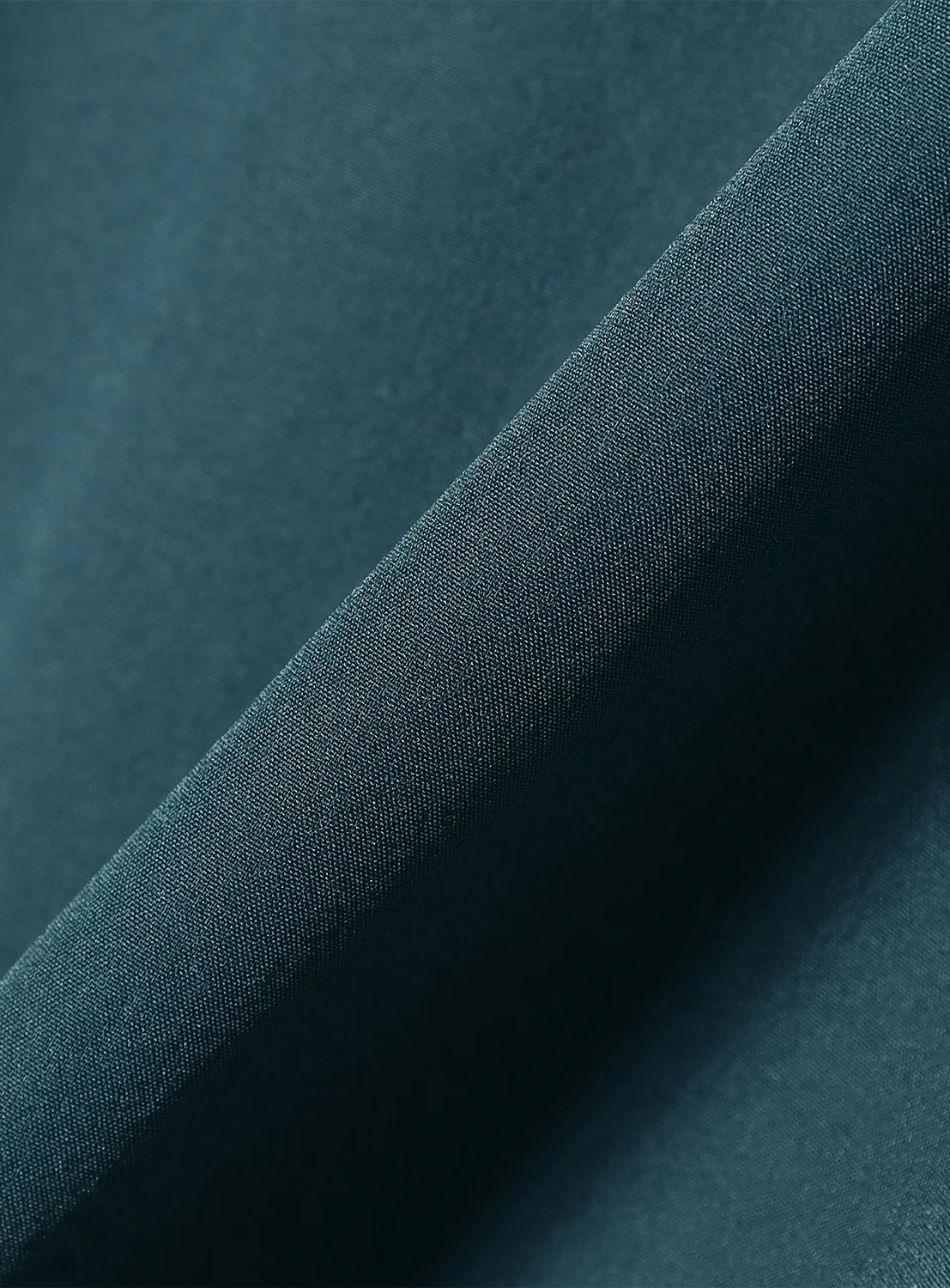 Action Pullover Shirt